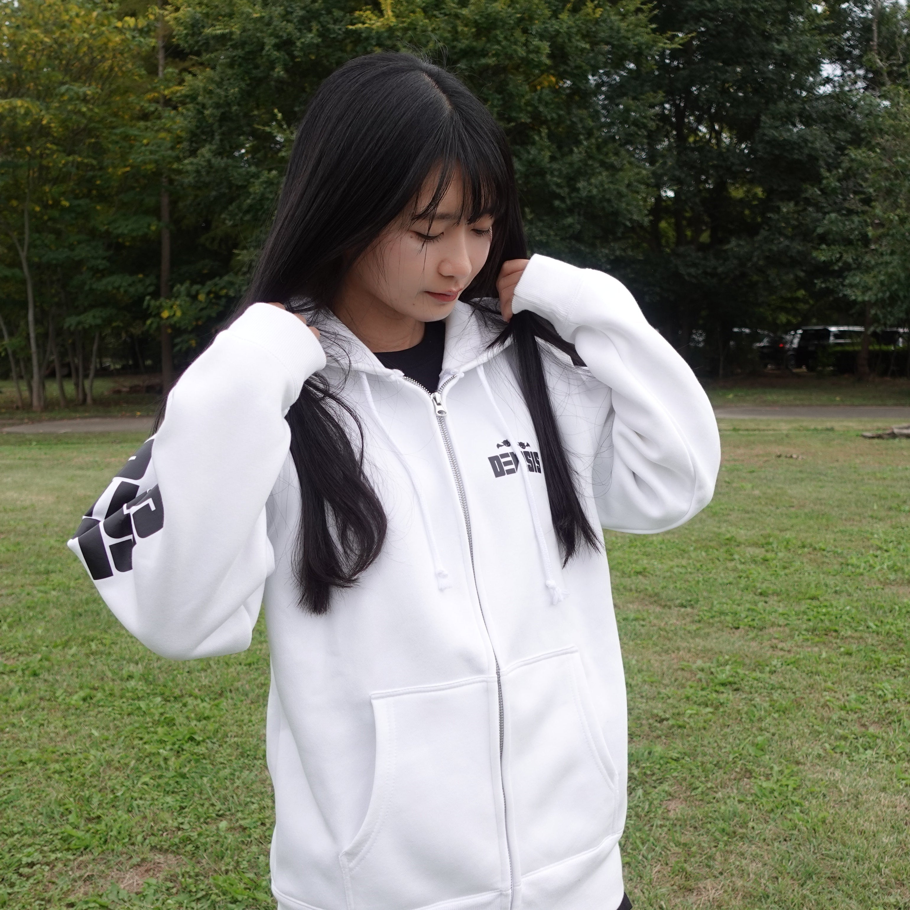 【限定100枚】DEVISIS パーカーZ（黒/白）※※黒完売※※
