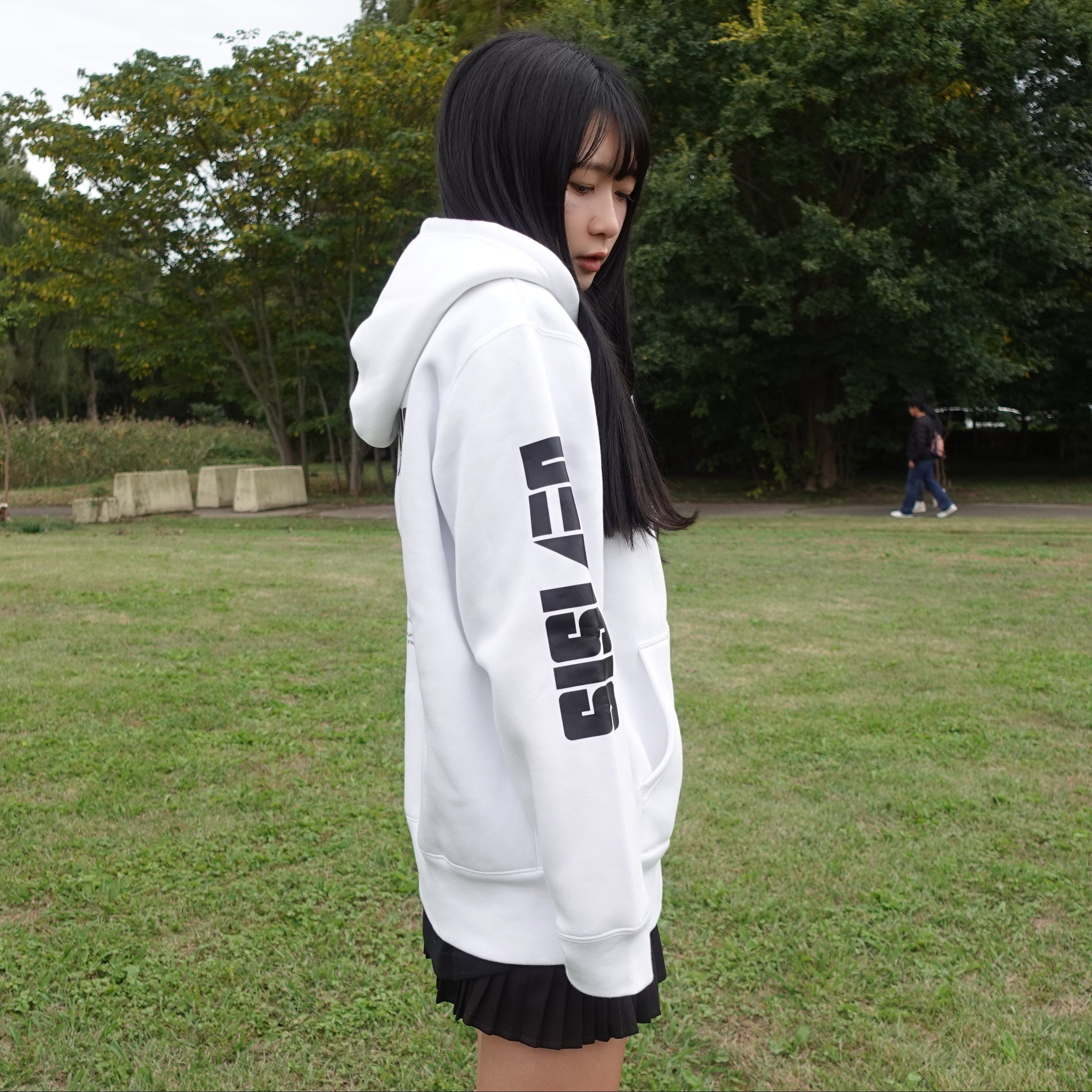 【限定100枚】DEVISIS パーカーZ（黒/白）※※黒完売※※